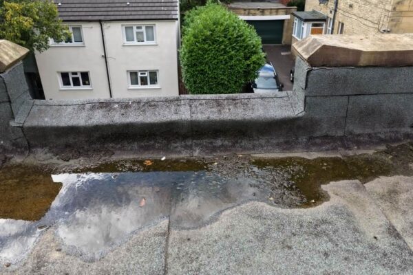 St Mary’s Church Halifax – flat roof edge Flat roof surface, edge and adjoining wall details recorded at St Mary’s Church, Halifax.